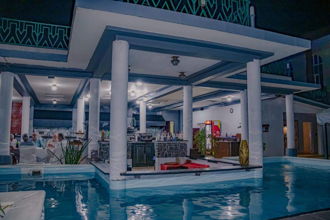 Le Grand Hotel Diego Antsiranana Exterior foto