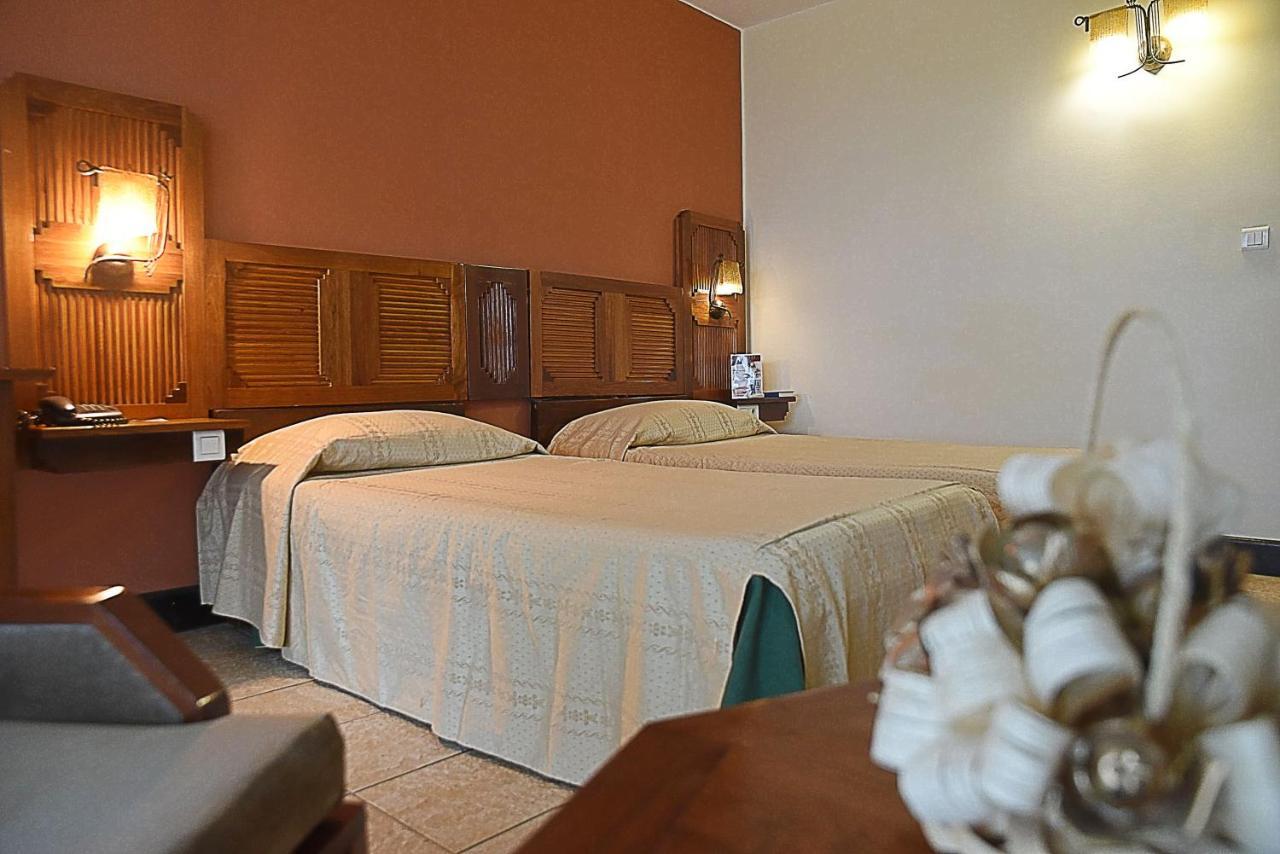 Le Grand Hotel Diego Antsiranana Exterior foto